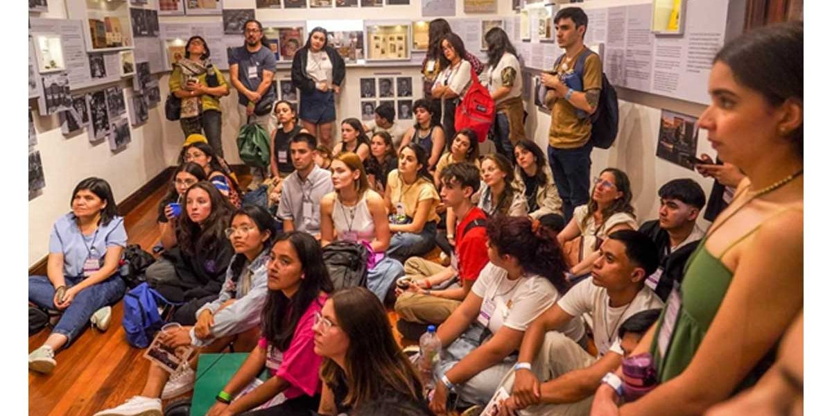 Visitas el Museo Ana Frank en el verano