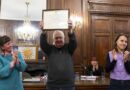 Declararon de Interés al libro «Antes y después del asesinato de mi amigo, el padre Mugica”