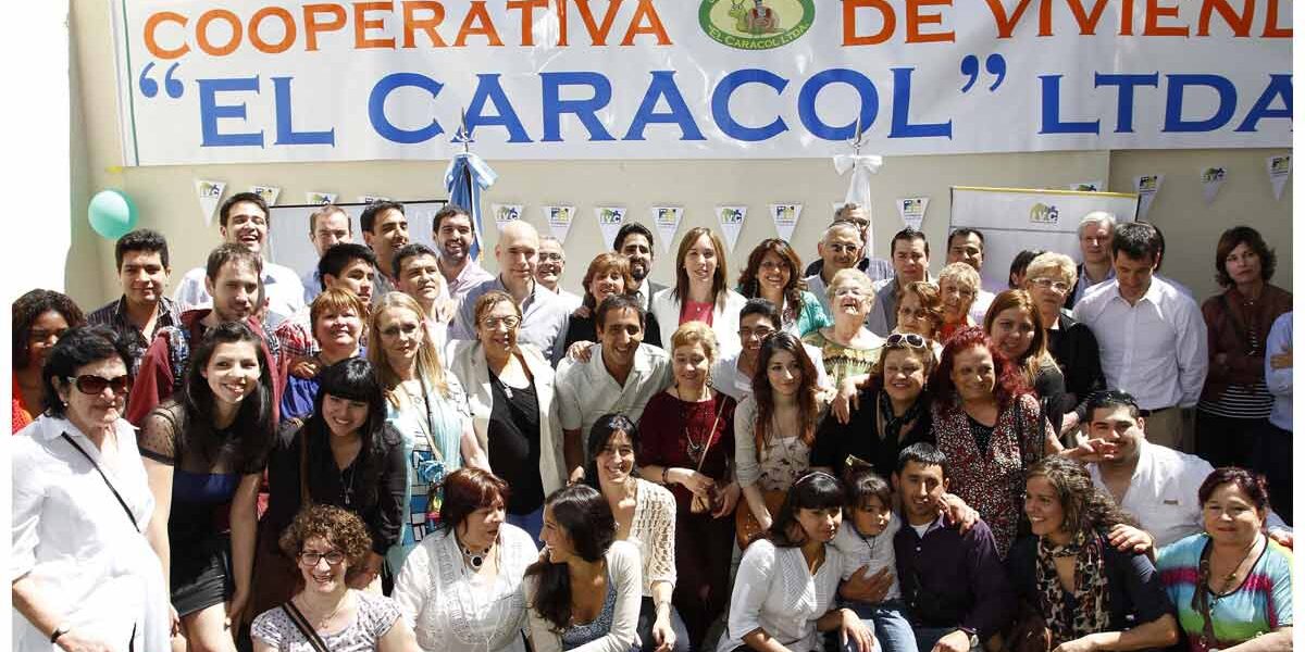 El rastro del caracol: la historia de amor, exilio y autogestión de Norma y Cachita que marcó las calles de Parque Chas