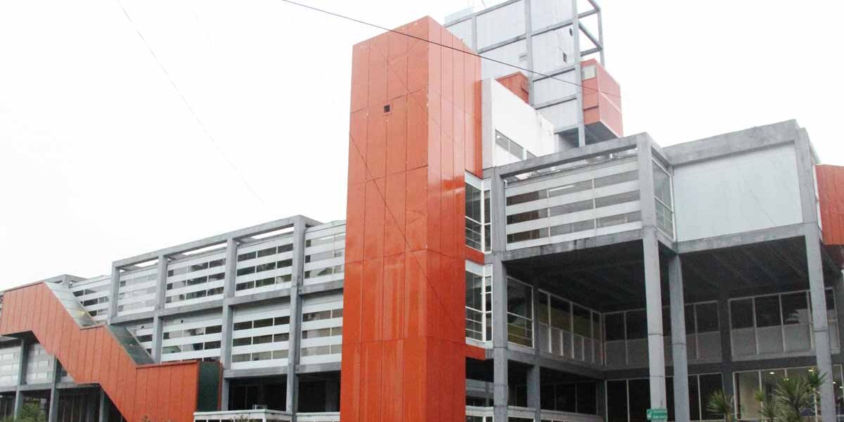 Condenan a un anestesista del Hospital Durand por un caso de violencia obstétrica Condenan a un anestesista del Hospital Durand por un caso de violencia obstétrica