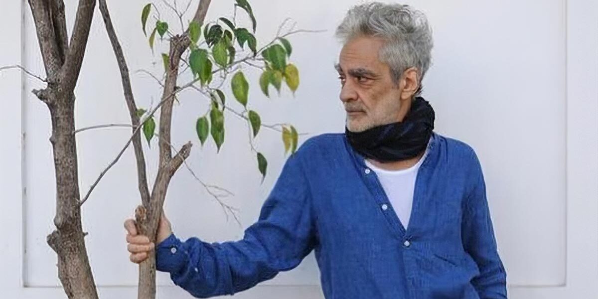 «Lloran los puertos, los sótanos, los bares de la calle Estomba»
